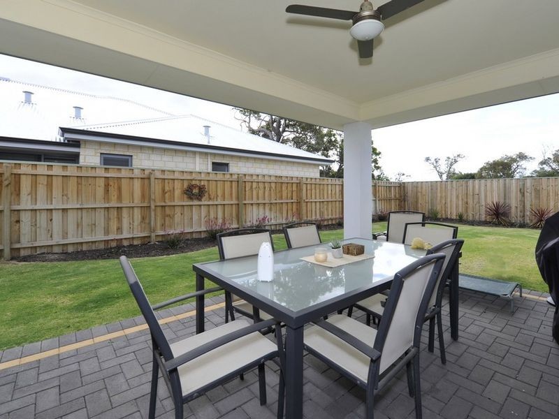 50 Skylark Loop, Erskine WA 6210