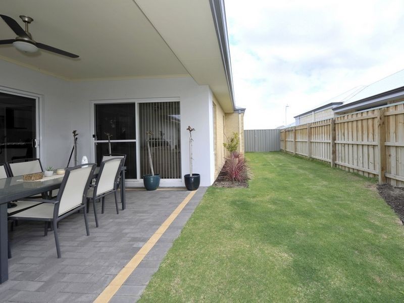 50 Skylark Loop, Erskine WA 6210