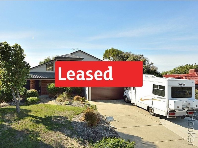 18 Mahogany Drive, Halls Head WA 6210