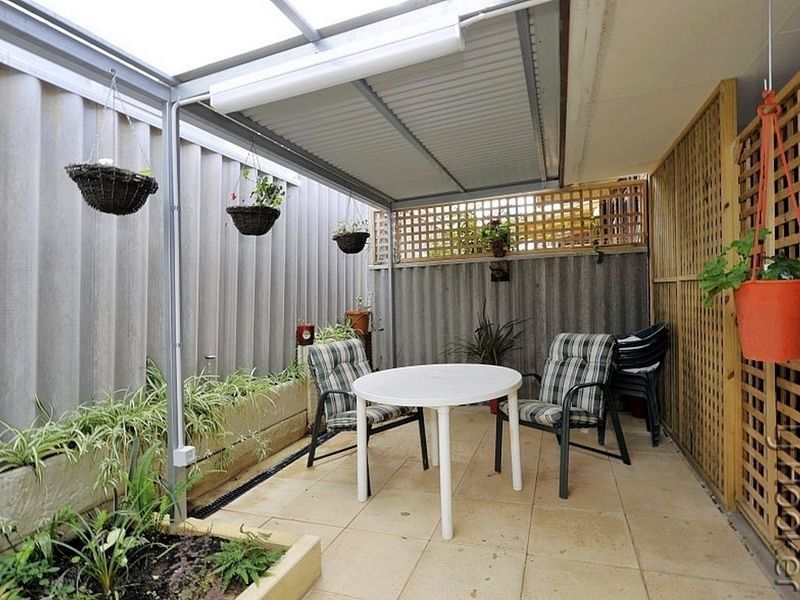 6/17 Creery Street, Dudley Park WA 6210