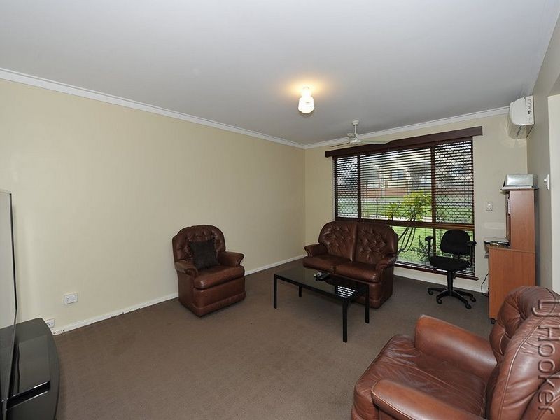 2/10 Stevenson Street, Dudley Park WA 6210