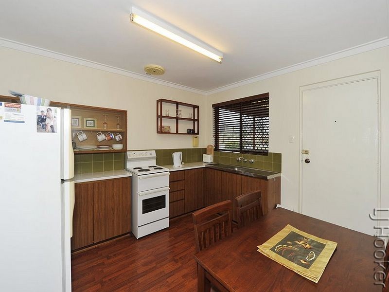 2/10 Stevenson Street, Dudley Park WA 6210