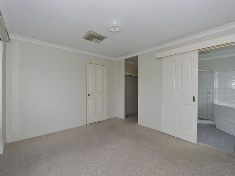 41 Tamarisk Drive, Halls Head WA 6210