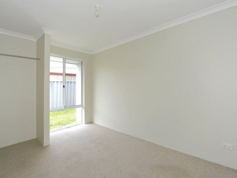 41 Tamarisk Drive, Halls Head WA 6210