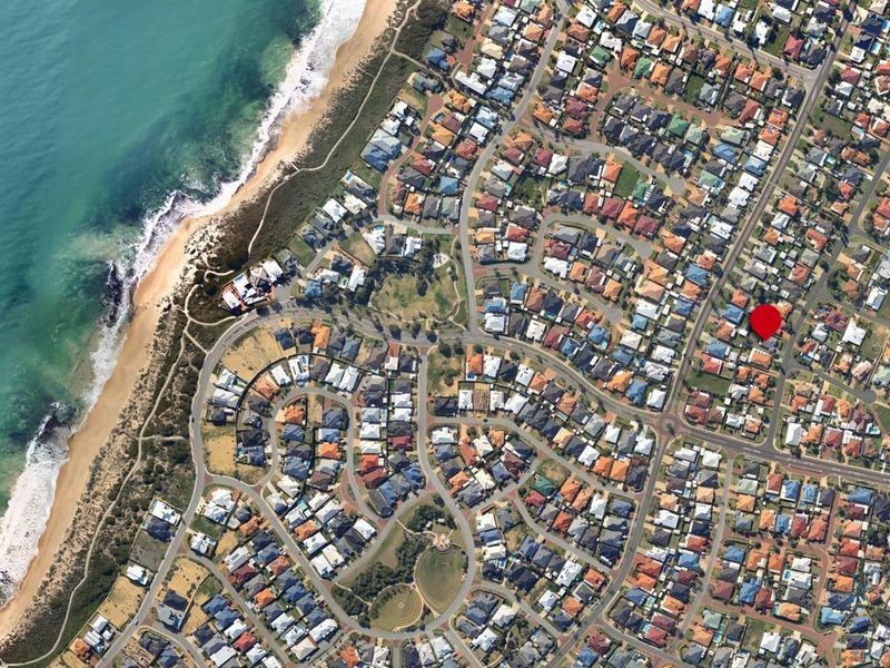 41 Tamarisk Drive, Halls Head WA 6210