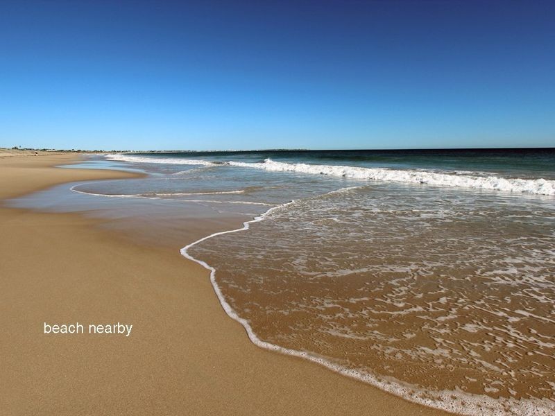 2 Regia Pass, Madora Bay WA 6210