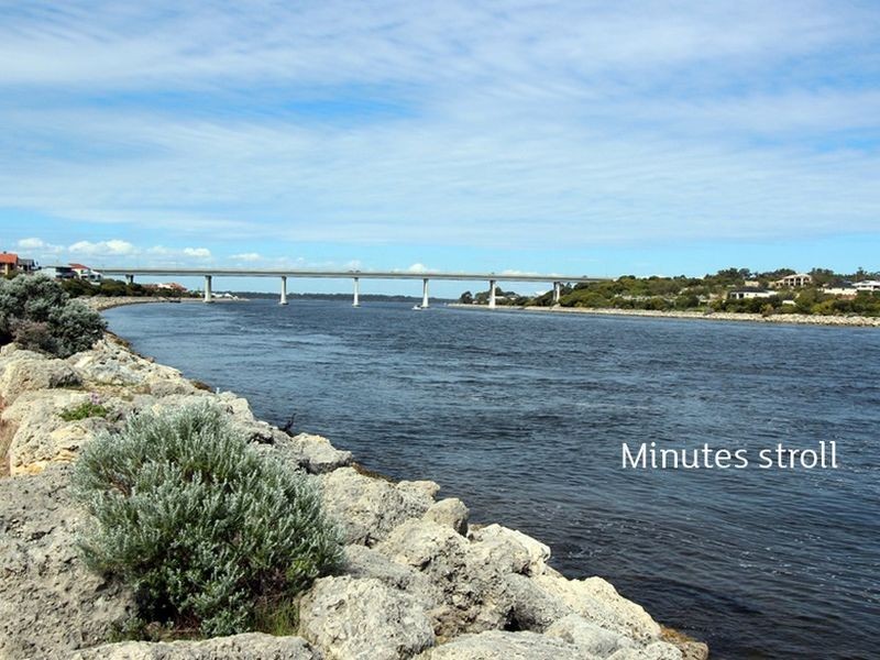 35 Princeton Drive, Wannanup WA 6210