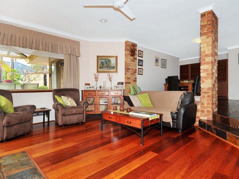 9 Pallinup Place, Dudley Park WA 6210