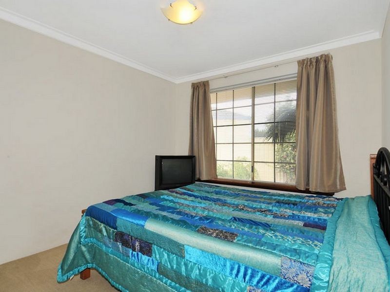 9 Pallinup Place, Dudley Park WA 6210