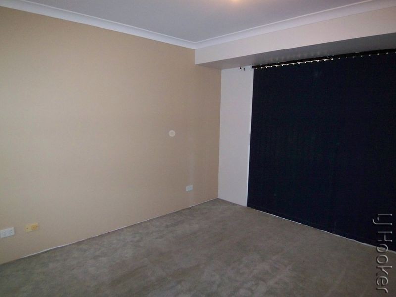 8 Meda Close, Greenfields WA 6210