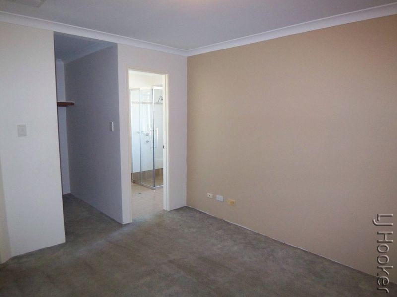 8 Meda Close, Greenfields WA 6210