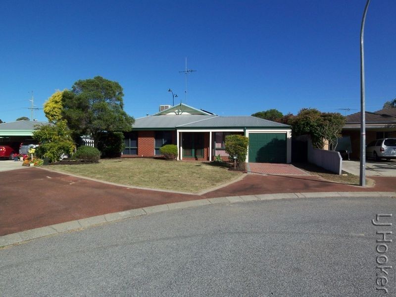 8 Meda Close, Greenfields WA 6210