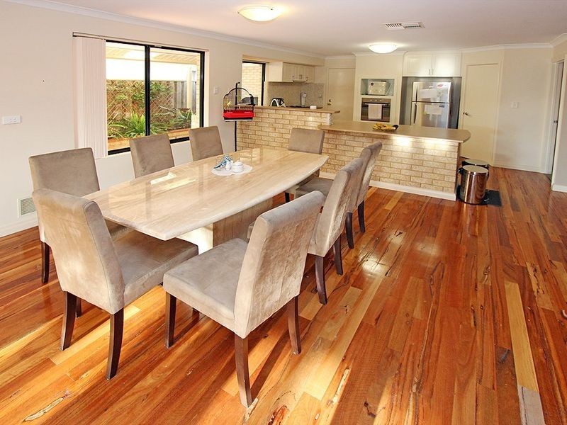 6 Malibu Point, Halls Head WA 6210