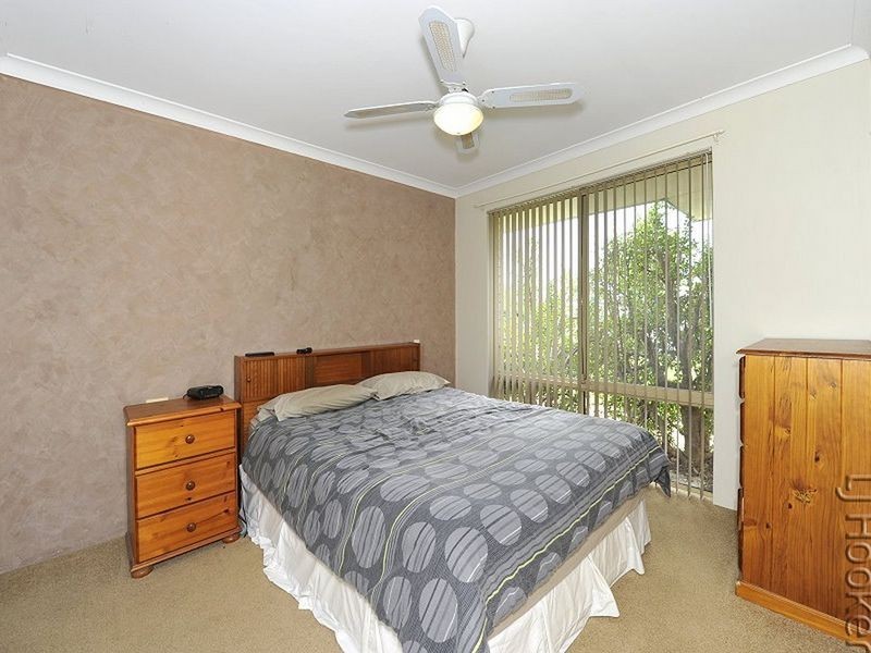 26 Casuarina Drive, Halls Head WA 6210