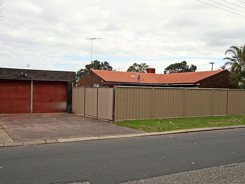 29 Hennessy Place, Mandurah WA 6210