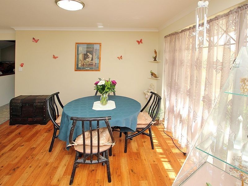 14 Malabor Mews, Halls Head WA 6210