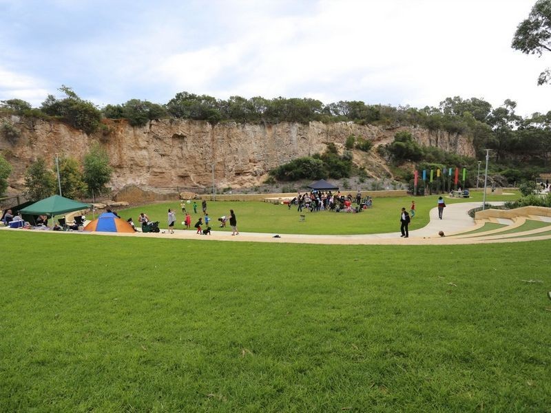 Lot 2167 Dearwood Glade, Meadow Springs WA 6210