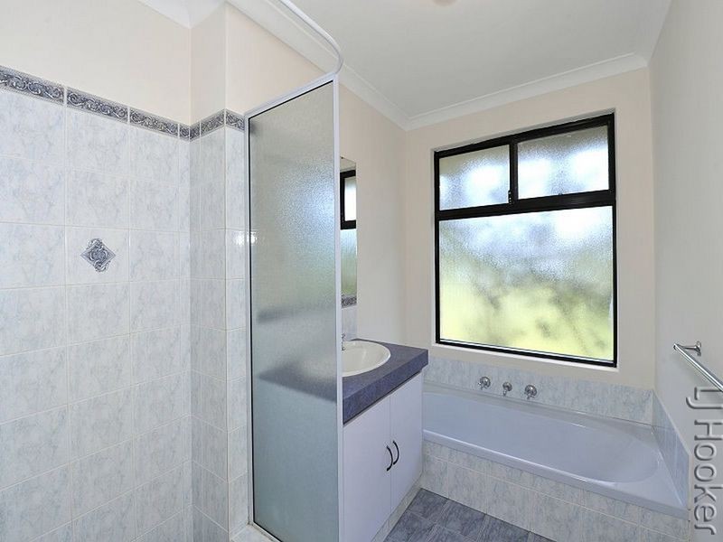 25 Kookaburra Drive, Greenfields WA 6210