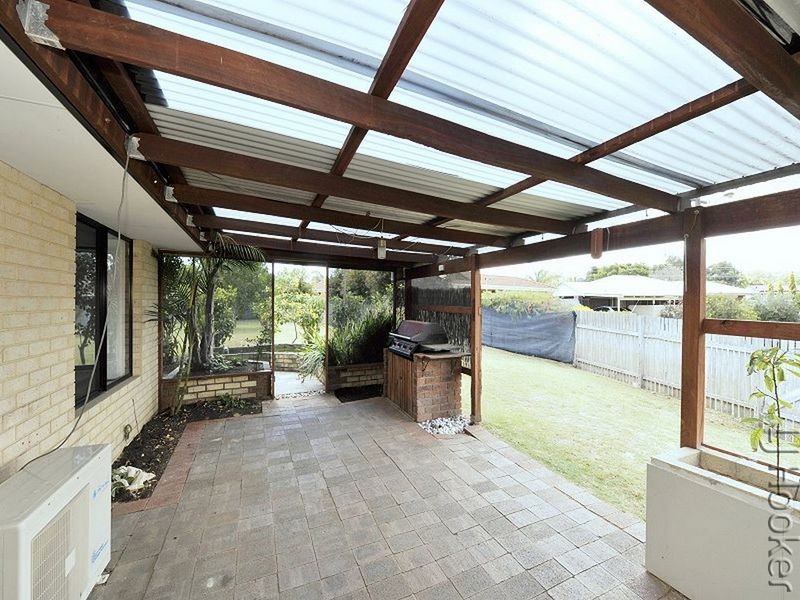 25 Kookaburra Drive, Greenfields WA 6210