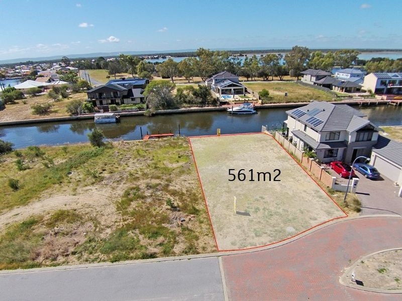21 Batavia Quays, South Yunderup WA 6208