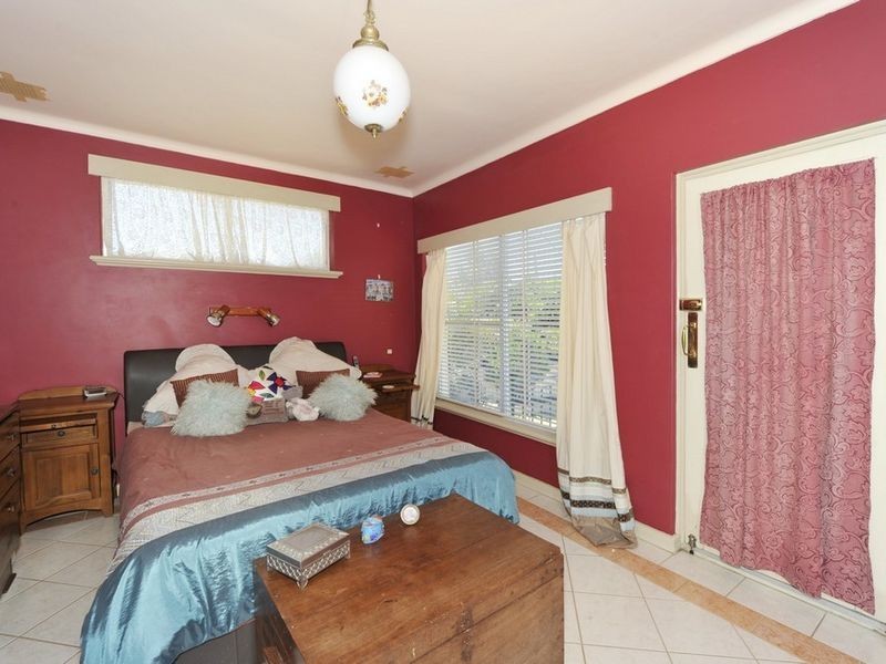 82 Leighton Road, Halls Head WA 6210