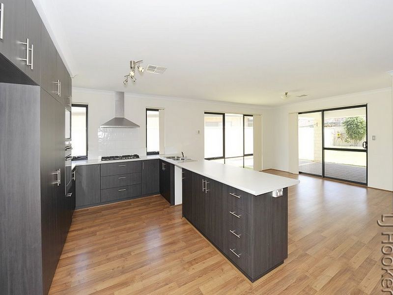 37 Wells Road, Pinjarra WA 6208