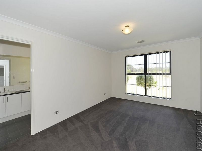 37 Wells Road, Pinjarra WA 6208