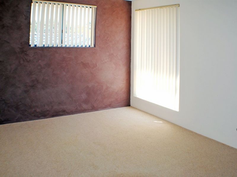 2/8 Cooper Street, Mandurah WA 6210