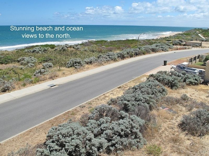 104 Boardwalk Boulevard, Halls Head WA 6210