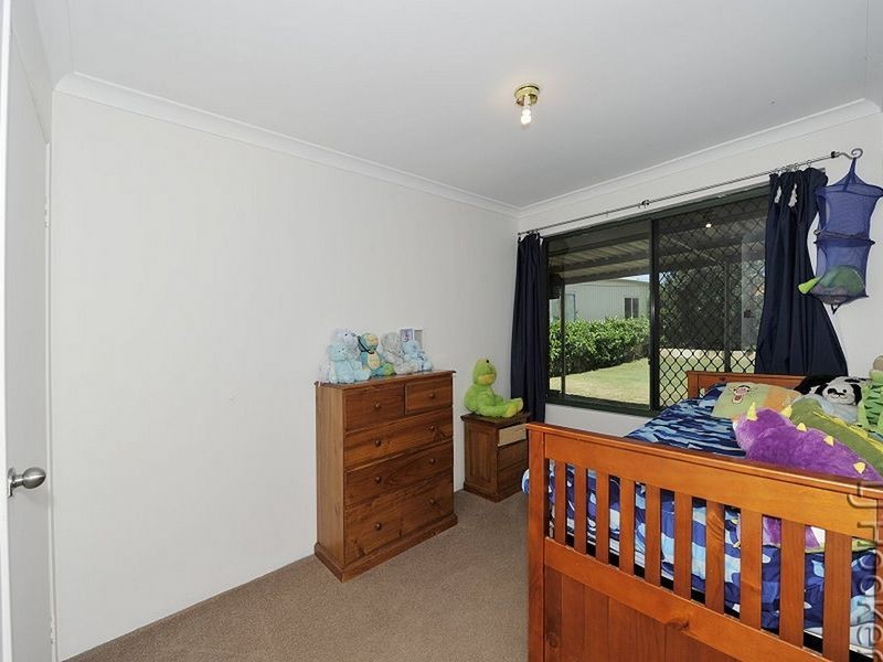 47 Coodanup Drive, Dudley Park WA 6210