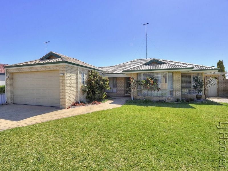 7 Mardan Court, Silver Sands WA 6210