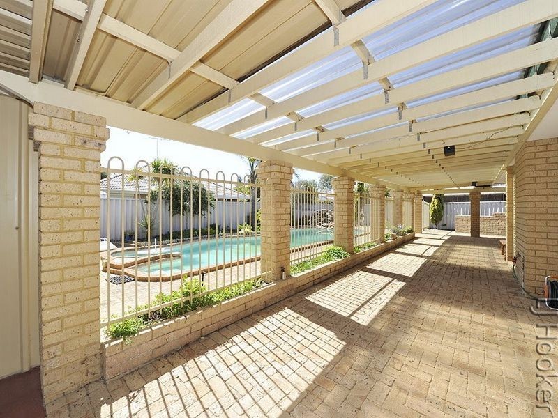 7 Mardan Court, Silver Sands WA 6210