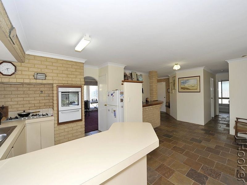 7 Mardan Court, Silver Sands WA 6210