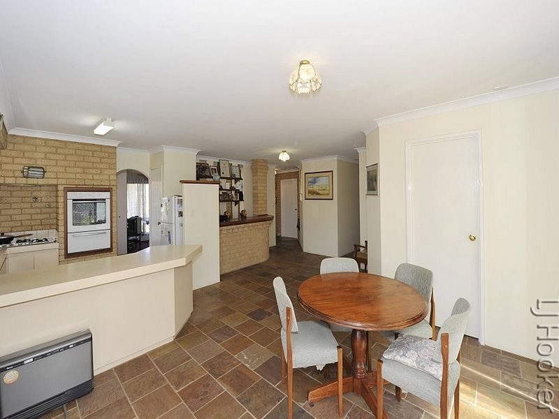 7 Mardan Court, Silver Sands WA 6210