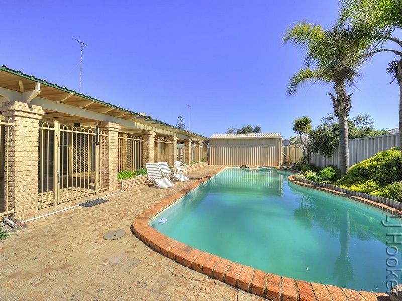 7 Mardan Court, Silver Sands WA 6210