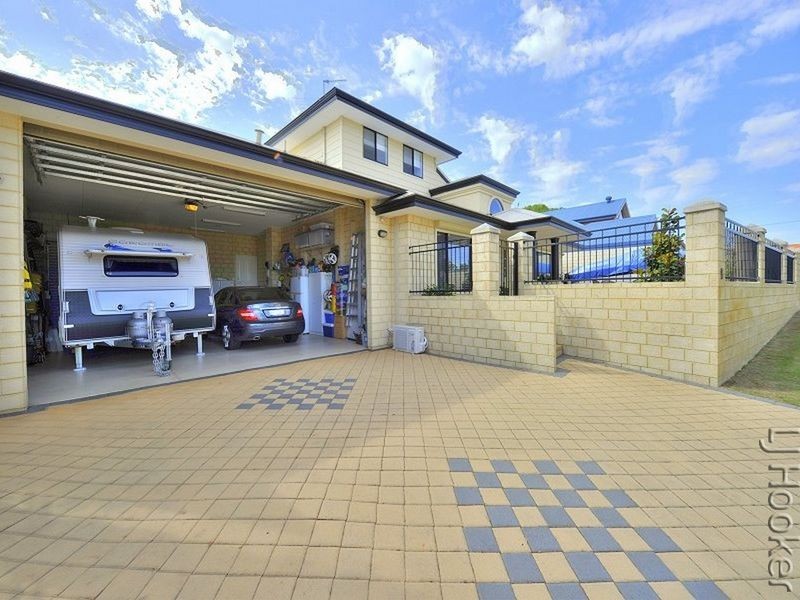 18 McKerracher Street, Dudley Park WA 6210