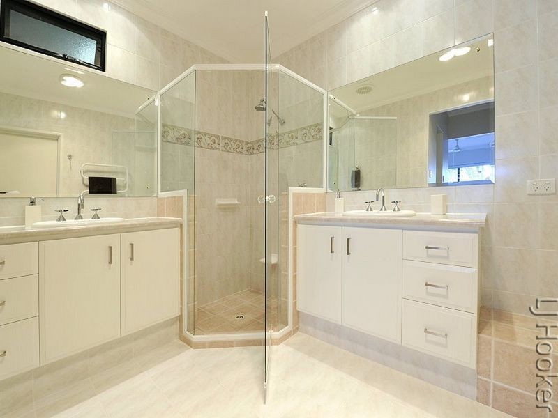 18 McKerracher Street, Dudley Park WA 6210