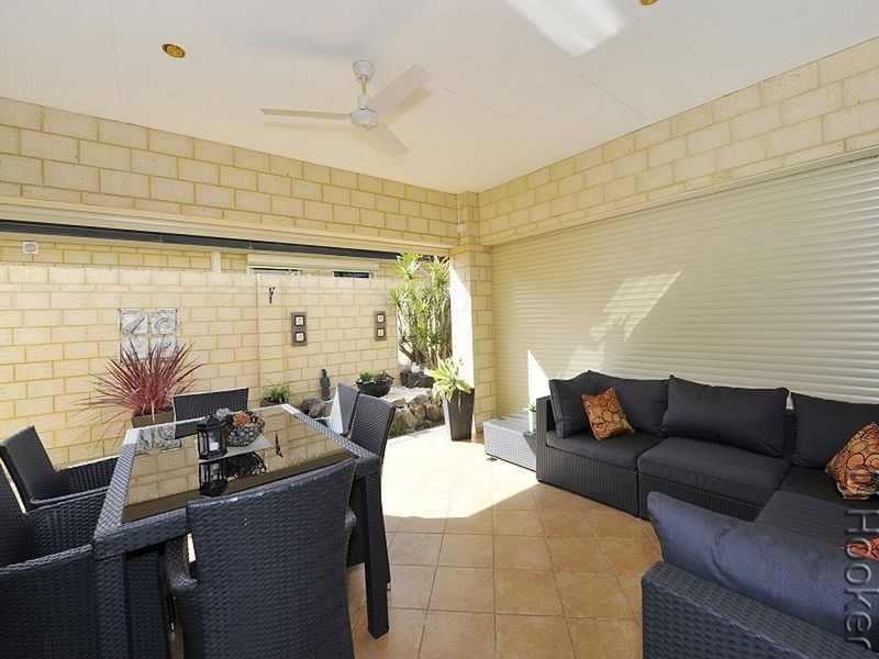 18 McKerracher Street, Dudley Park WA 6210