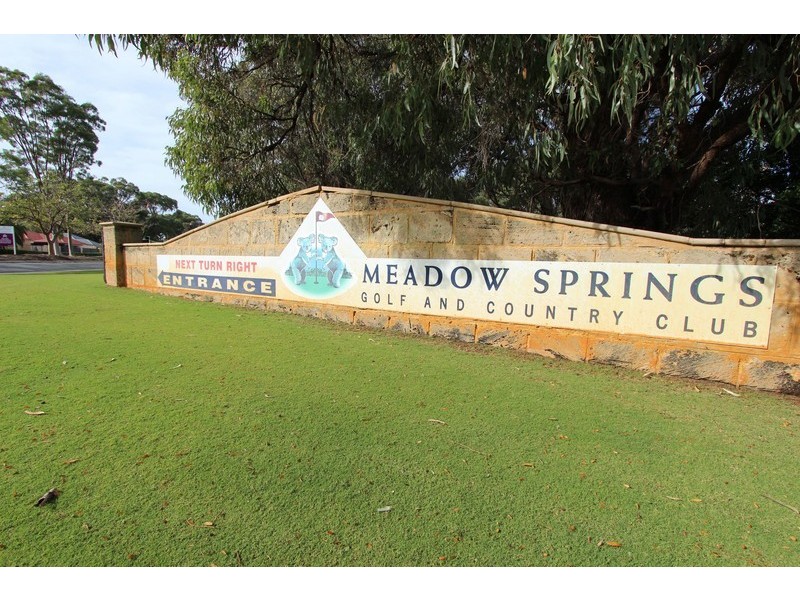 3 Arcot Court, Meadow Springs WA 6210