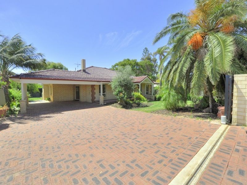 20 Shayne Street, Halls Head WA 6210