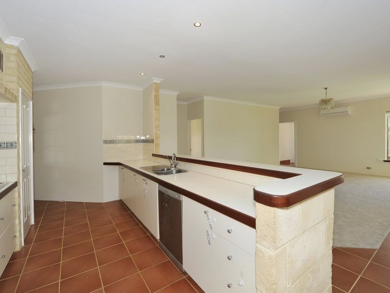 20 Shayne Street, Halls Head WA 6210