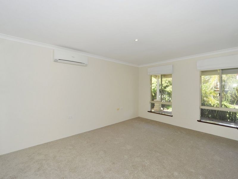 20 Shayne Street, Halls Head WA 6210