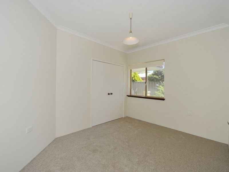 20 Shayne Street, Halls Head WA 6210