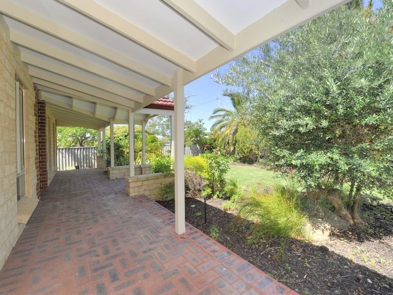 20 Shayne Street, Halls Head WA 6210