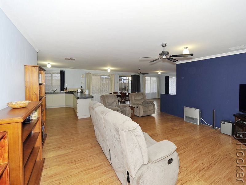 43 Donnybrook Turn, Dawesville WA 6211