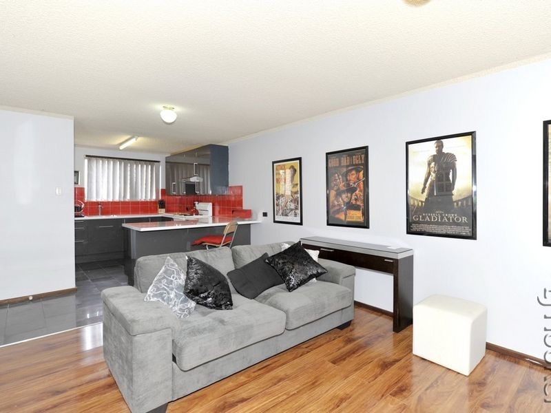 11/35B Halls Head Parade, Halls Head WA 6210