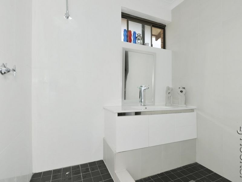 11/35B Halls Head Parade, Halls Head WA 6210