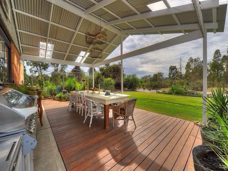 735 Southern Estuary Road, Lake Clifton WA 6215