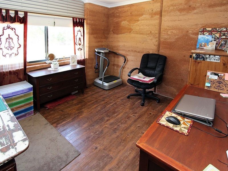 735 Southern Estuary Road, Lake Clifton WA 6215