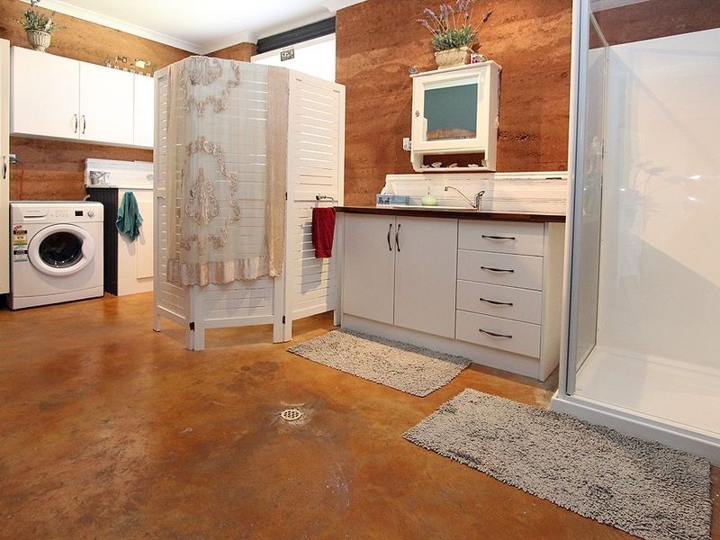 735 Southern Estuary Road, Lake Clifton WA 6215